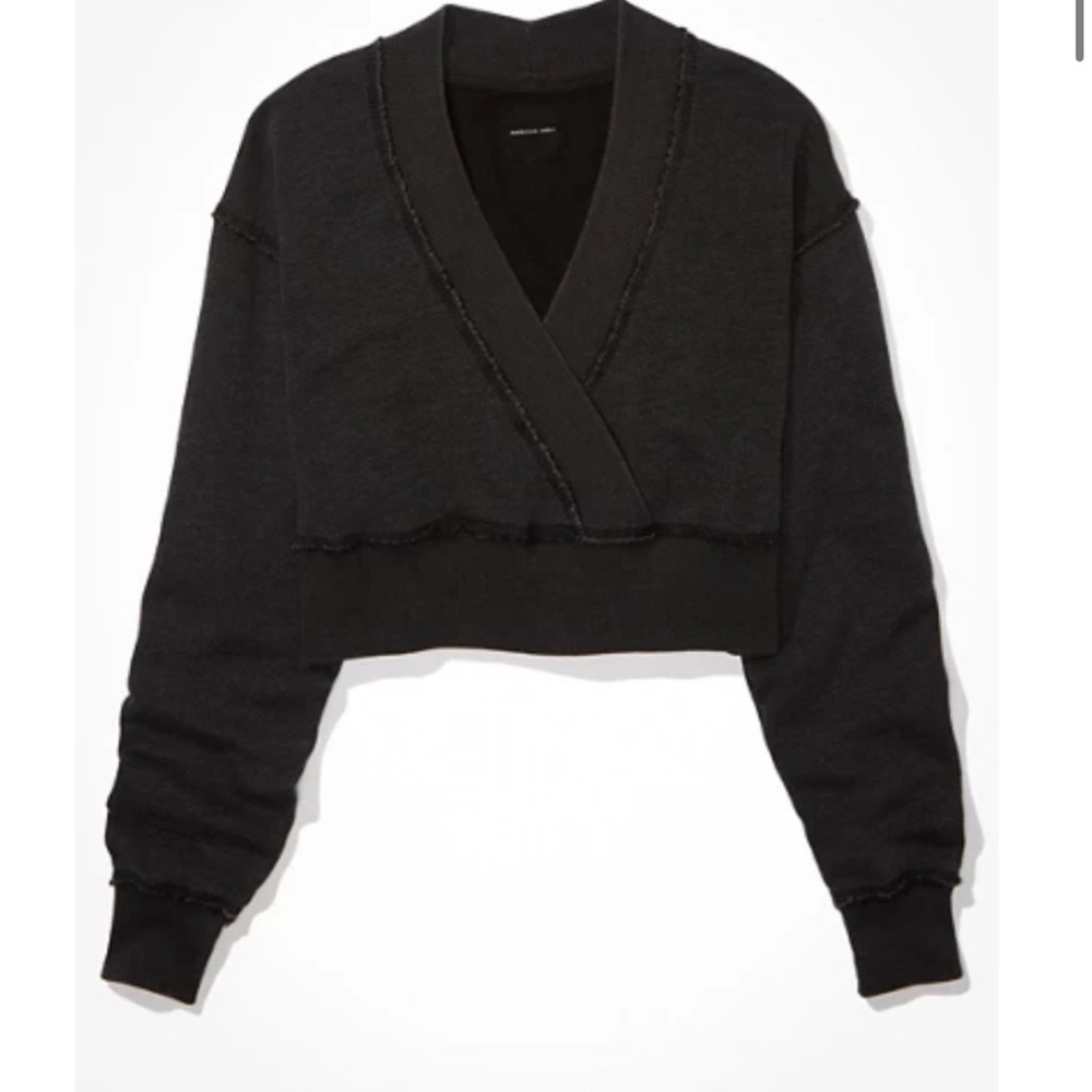 AE Cropped Wrap-Front
Sweatshirt